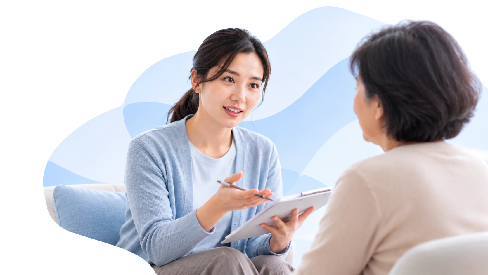 One-on-one discussion with a healthcare professional